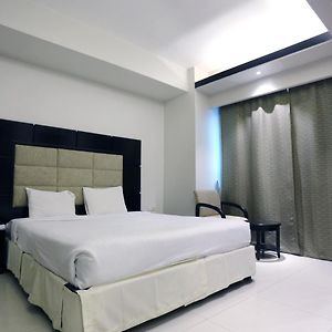 Orchid Business Hotel